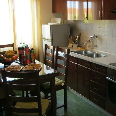 Marinely Apartment