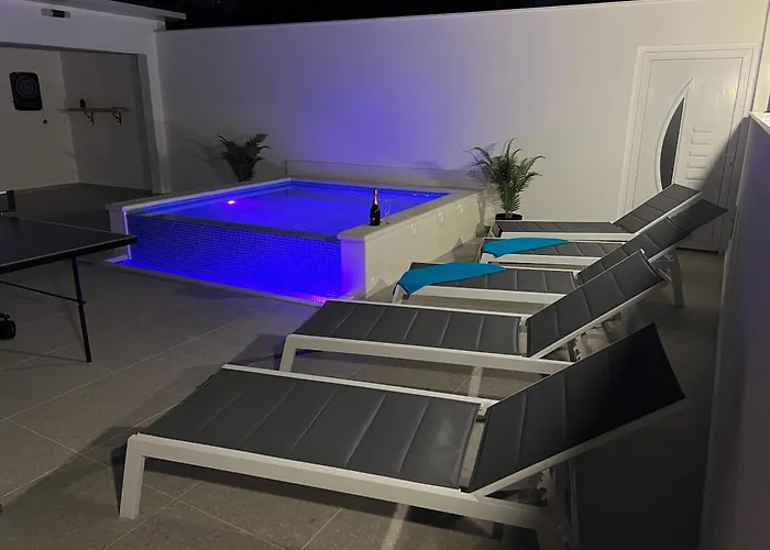 Апартаменты Marinely Каштела